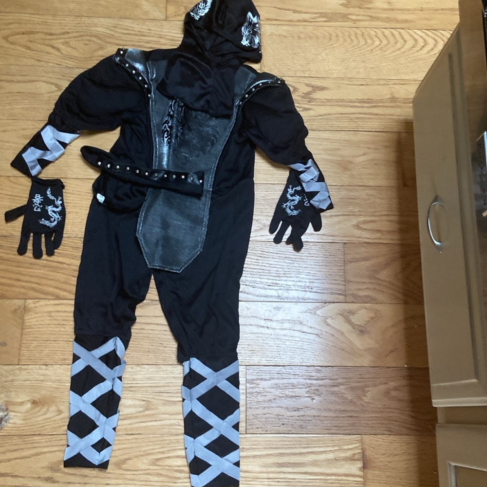 Howling Wolf Ninja Costume sz 4/6